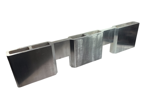 ALU-Bridge - Strongback 560xx40X120 with one notch (WxH) 60x55mm